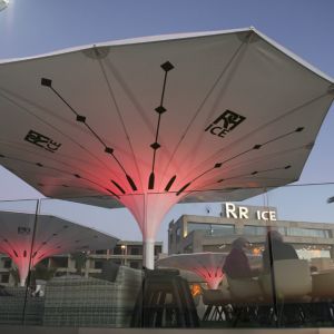Estoril Parasol with red light